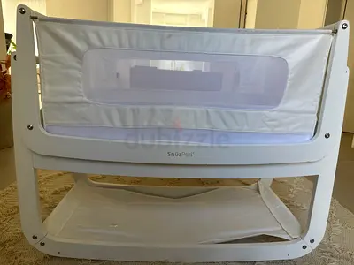 SnuzPod white - clean, gently used