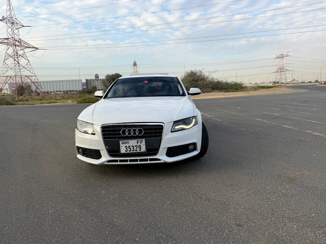 Audi A4 2012 — photo 1 of 15