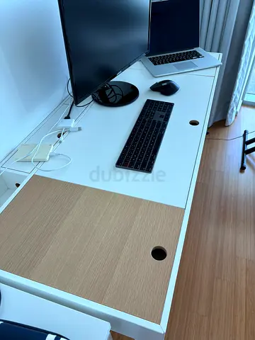 desk