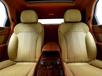 صورة 17 لـ 2016 Bentley BENTAYGA