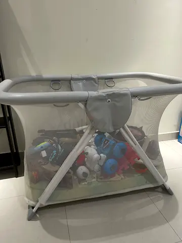 Foldable Baby Playpen / Play Yard with Mesh Sides