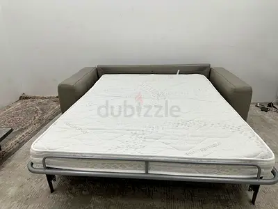 Pure leather natuzzi sofabed