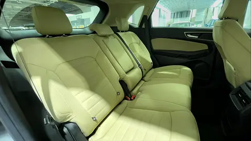 صورة 10 لـ 2021 FORD EDGE