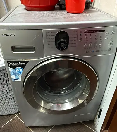 WASHING MACHINE