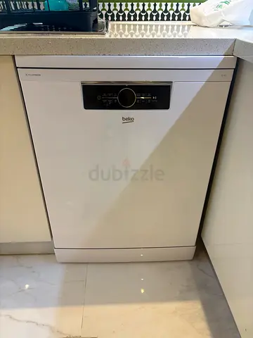 White Beko Built-in Dishwasher - 3 months old with Warranty