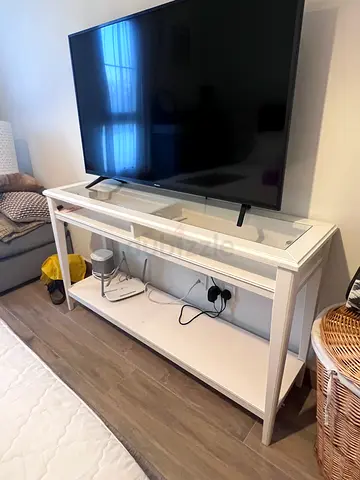 IKEA console