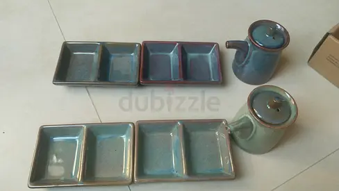Sushi platter and Sauce jar