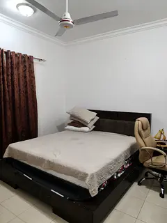 Master Bed Room