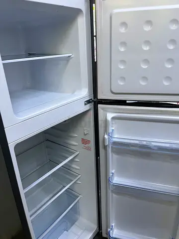 ثلاجة