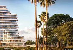 CASH OFFER l 40% DISCOUNT l WATERFRONT