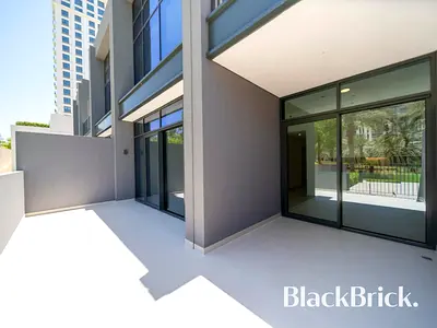 Exclusive | Spacious Duplex | Direct Park Access