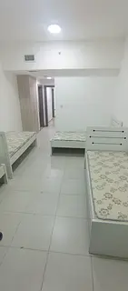 Male bed space available for move in immediately