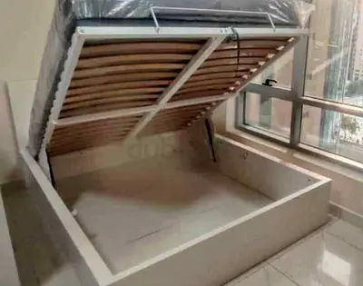 Ikea hydrolic bed with ikea mattress king size 180 x200cm bed
