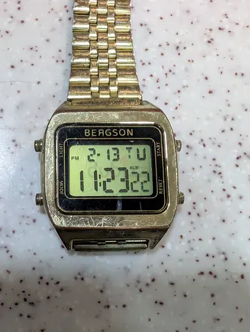 Vintage Bergson Digital Mens Watch - Gold Tone, Working Display. Needs new bracelet