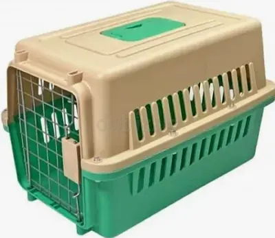 Portable Plastic Pet Carrier with Metal Door - Medium Size