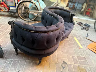 Marina Homes Elegant Tufted S-Shaped Conversation Sofa in Black Velvet
