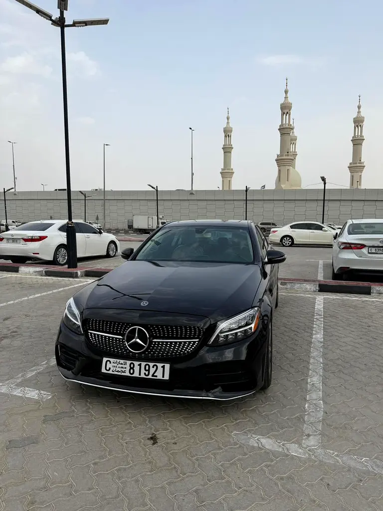 Mercedes-Benz C-Class 2019 — photo 1 of 12