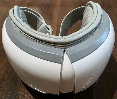 RENPHO Smart Eye Massager with Heat, Vibration  Bluetooth – Like New