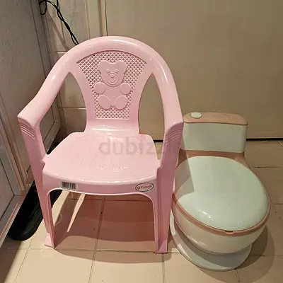Pink plastic baby chair + potty seat, good used condition