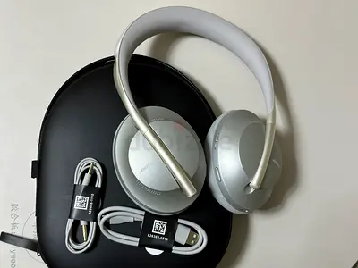 Bose Noise Cancelling 700 Wireless Bluetooth Headphones