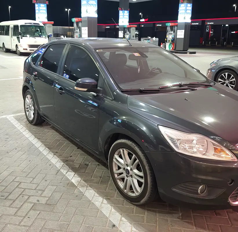 Ford Focus 2009 — photo 1 of 10