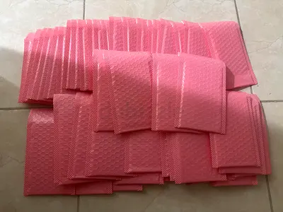 47 Bulk Pink Bubble Mailers