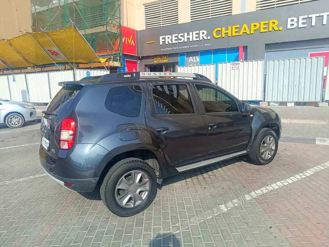 Renault Duster 2017 — photo 1 of 5
