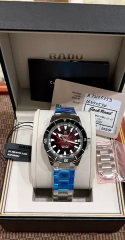 Rado Captain Cook Automatic 42mm Red Dial - Full Set - Excellent Condition