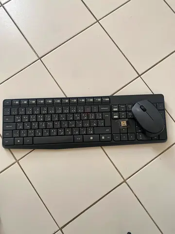 Wireless Keyboard and Mouse Combo with USB Receiver - Used