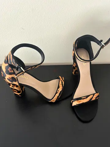 Aldo Sandals Size UK 4