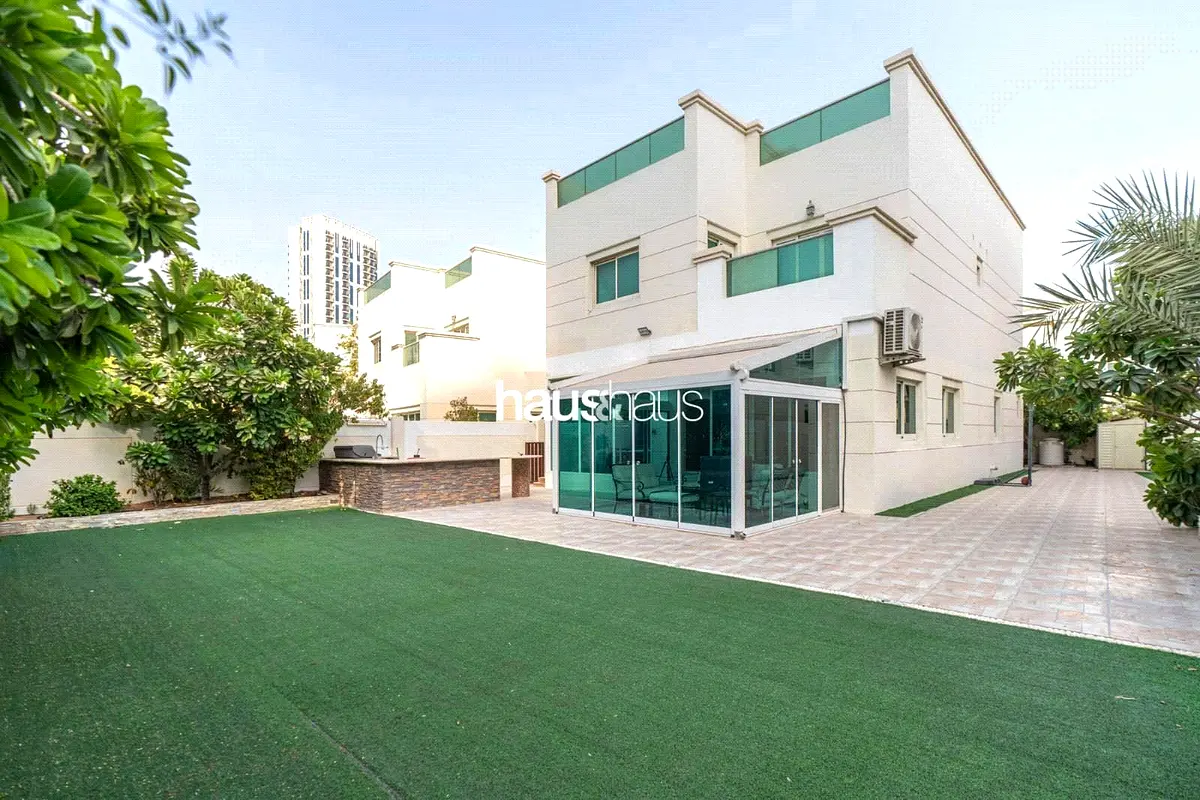 Vacant on transfer | Fully Furnished | Huge plot