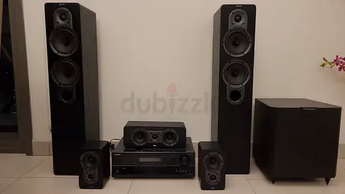 Home theatre in excellent condition