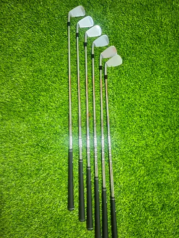Titleist AP2 Iron Set 5-PW in Stiff Flex