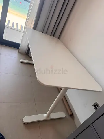Compact white adjustable study/side table - good condition