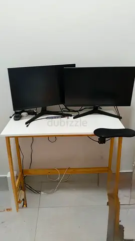 Working table or study table non adjustable.