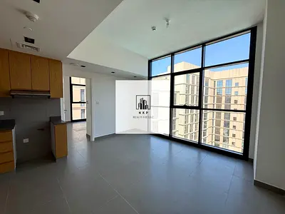 Specious luxury apartment for rent