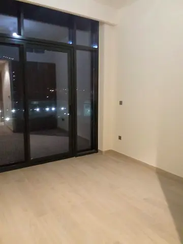 Luxury Apartment | Crystal Lagoon View | Prime Location