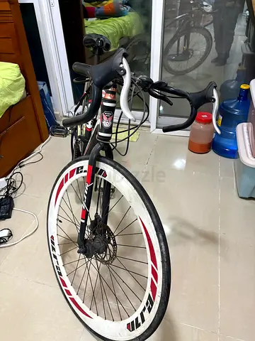 VLTRA 700C Roadbike