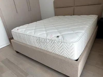 Simmons Deep Sleep Memory Lux mattress 160x200