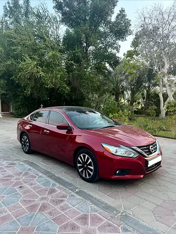 Nissan Altima SV 2018 GCC Specs - Well Maintained
