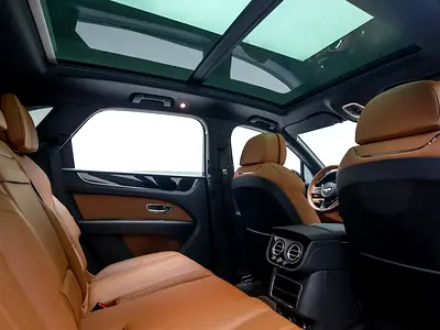 2021 Bentley BENTAYGA — миниатюра 18