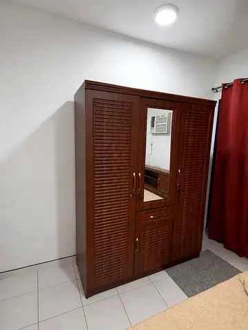 Wooden Cubord (3 Door )