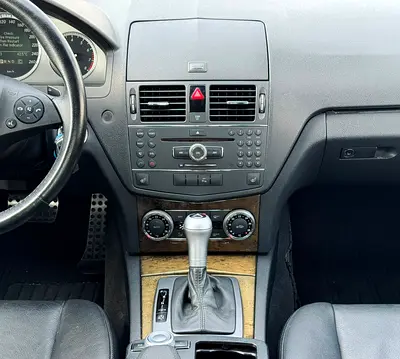 صورة مصغرة 17 لـ 2008 Mercedes-BENZ C-CLASS