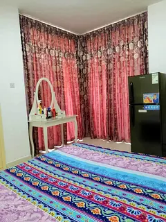 Fully Furnished Spacious Bedroom Available for Rent – Hamdan Street