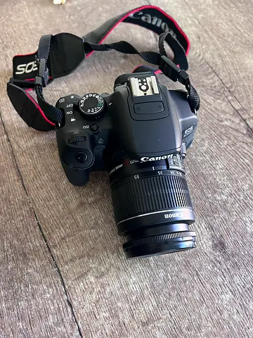 SCanon EOS DSLR with 18-55mm Kit Lens - Good Condition