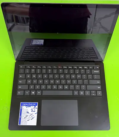 Microsoft Surface laptop 4