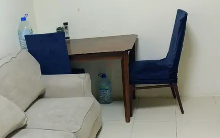 table and 4chairs
