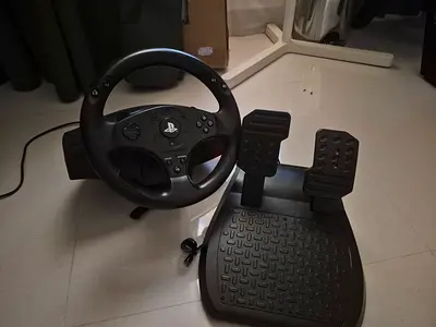 Thrustmaster T80 racing wheel