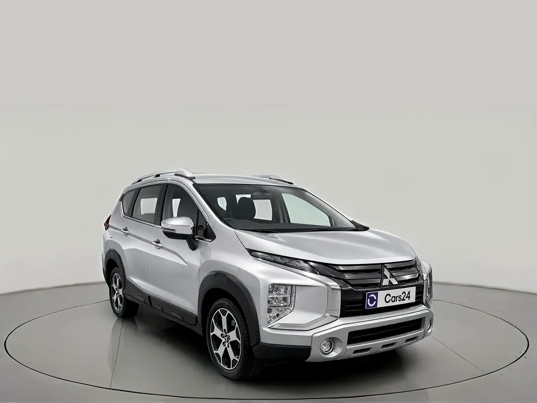Mitsubishi Xpander Cross 2023 — photo 1 of 13