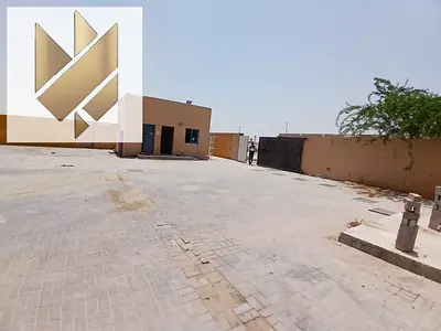 For annual rent – ​​a plot in Al Sajaa – Sharjah, an excellent opportunity. Area: 25,000 square feet.